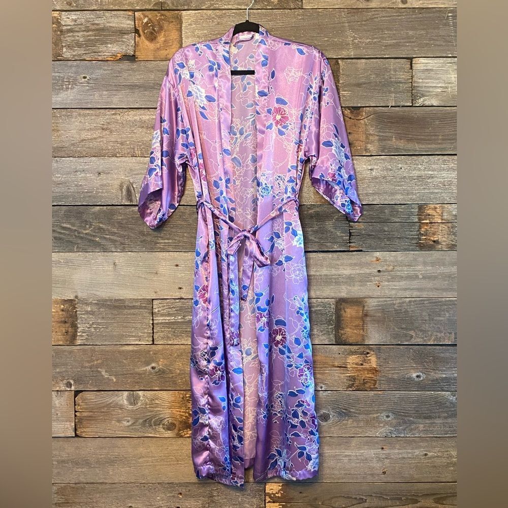 Enchanting Floral Robe Size M